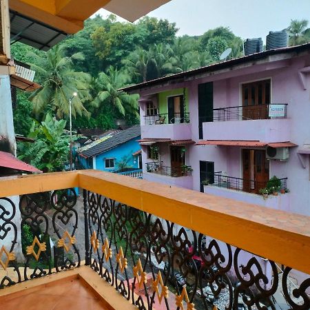 Villa Cleto Guest House 帕纳吉 外观 照片